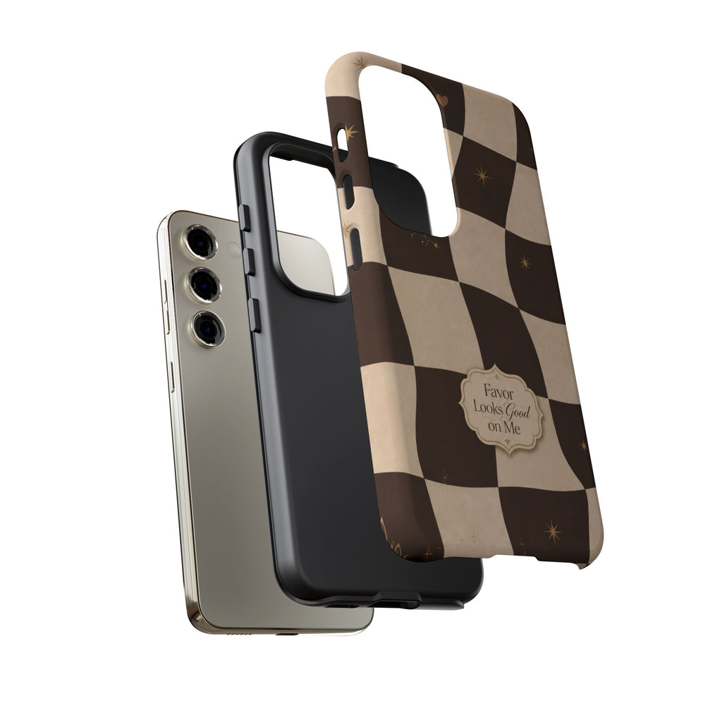 Favor Looks Good on Me Vintage Checkerboard Phone Case