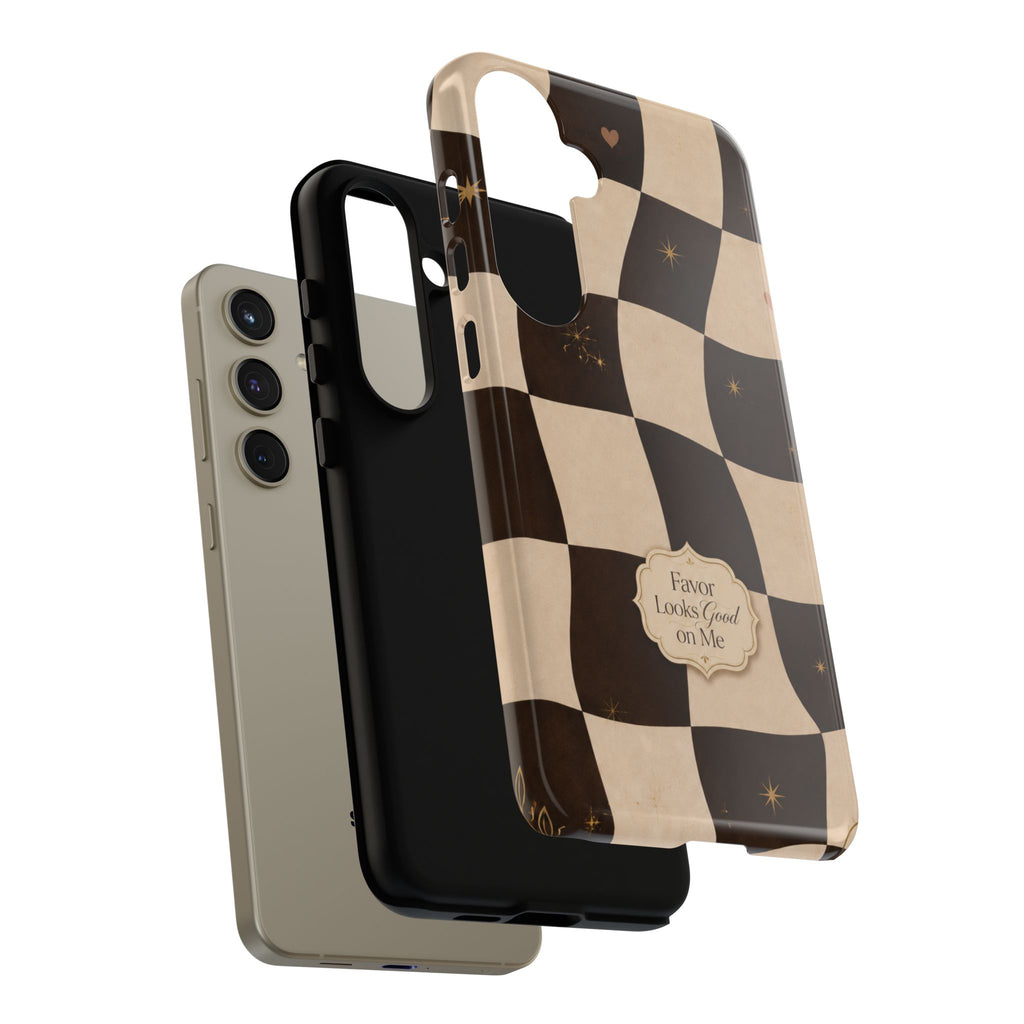 Favor Looks Good on Me Vintage Checkerboard Phone Case