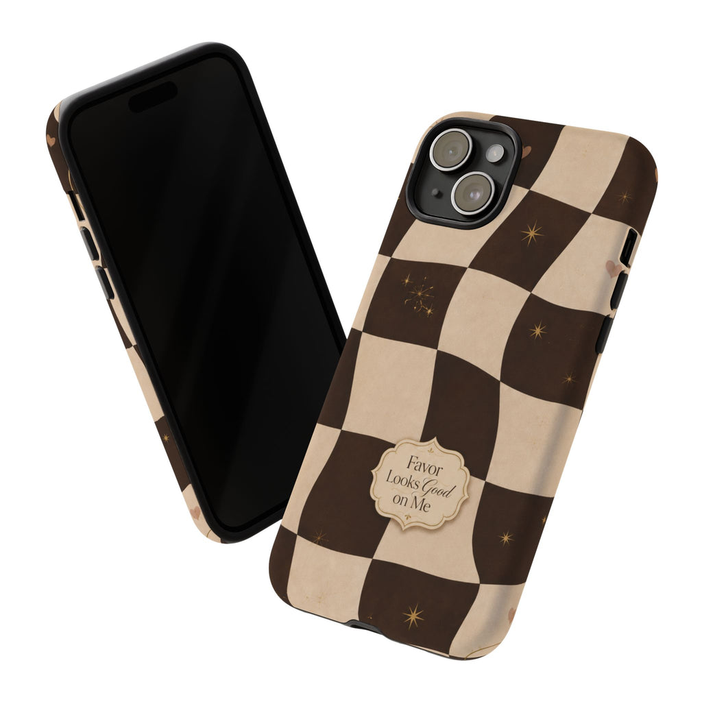 Favor Looks Good on Me Vintage Checkerboard Phone Case