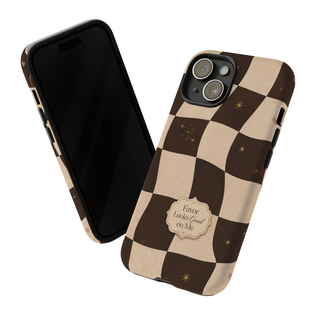 Favor Looks Good on Me Vintage Checkerboard Phone Case