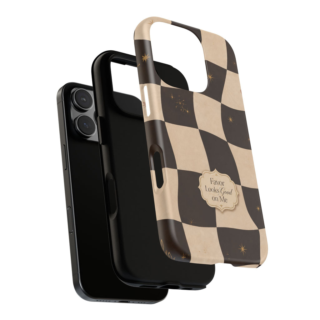 Favor Looks Good on Me Vintage Checkerboard Phone Case
