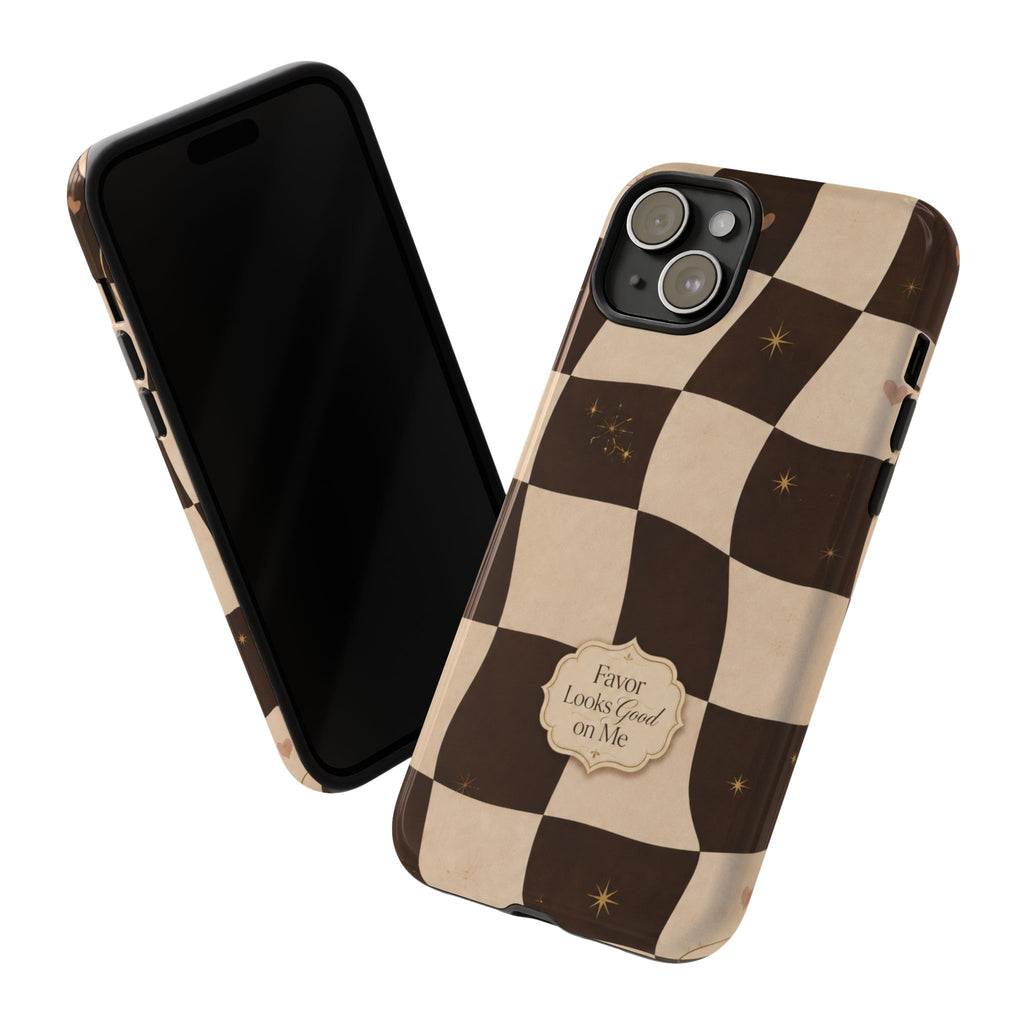 Favor Looks Good on Me Vintage Checkerboard Phone Case