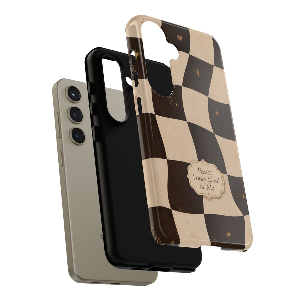 Favor Looks Good on Me Vintage Checkerboard Phone Case