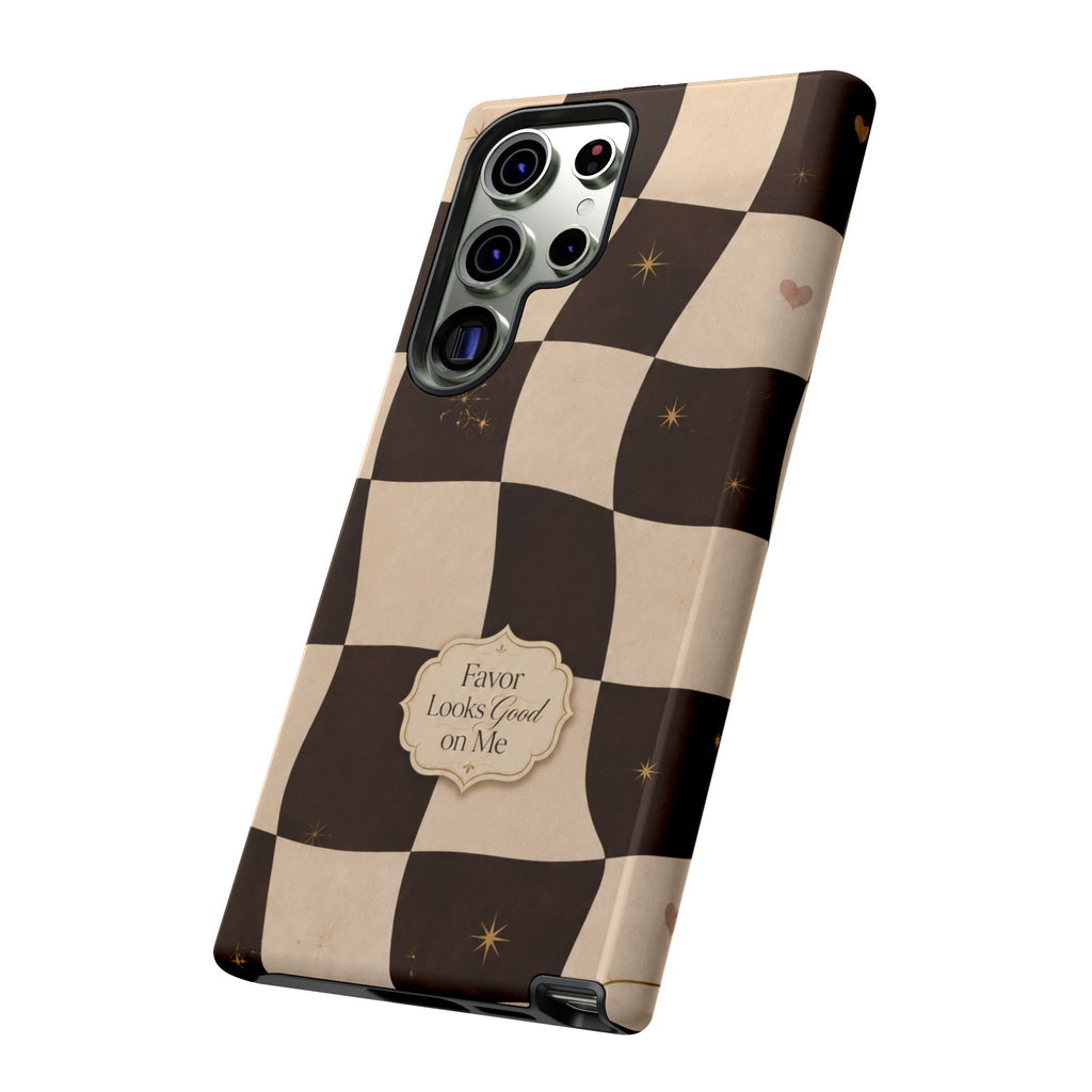 Favor Looks Good on Me Vintage Checkerboard Phone Case