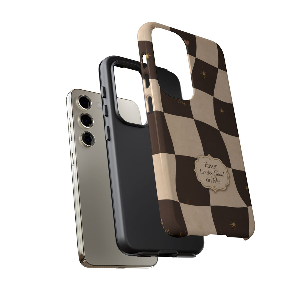 Favor Looks Good on Me Vintage Checkerboard Phone Case
