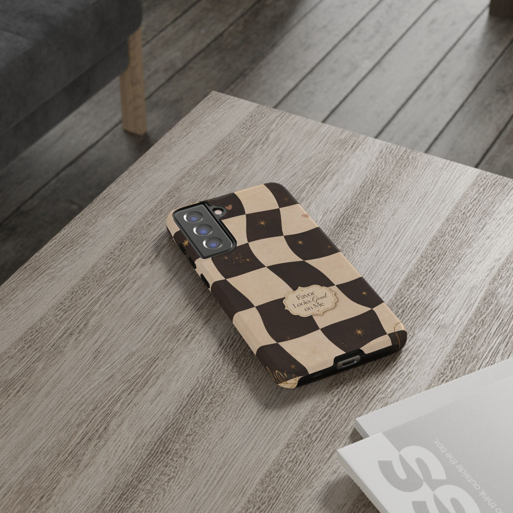 Favor Looks Good on Me Vintage Checkerboard Phone Case